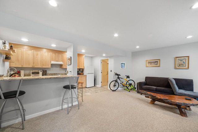 N93W25145 Bittersweet DRIVE, Sussex, WI 53089