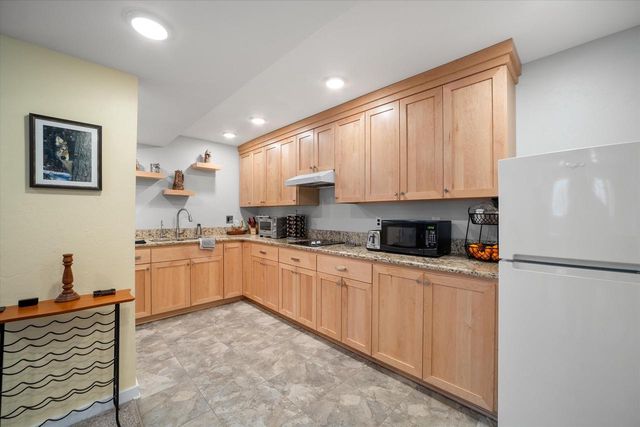 N93W25145 Bittersweet DRIVE, Sussex, WI 53089