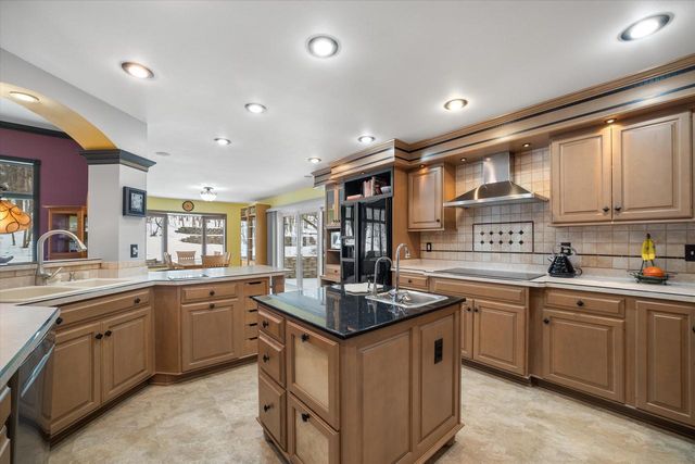 N93W25145 Bittersweet DRIVE, Sussex, WI 53089