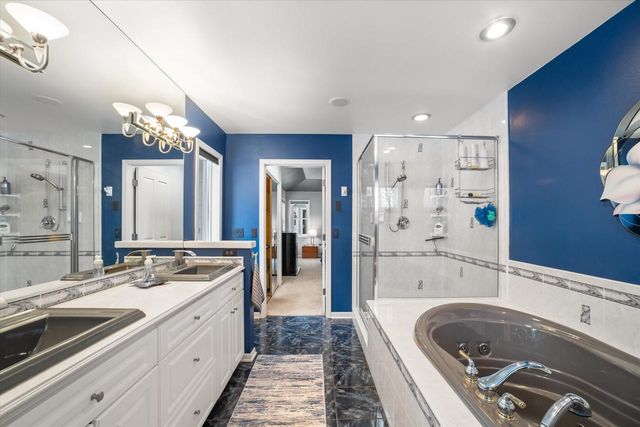 N93W25145 Bittersweet DRIVE, Sussex, WI 53089