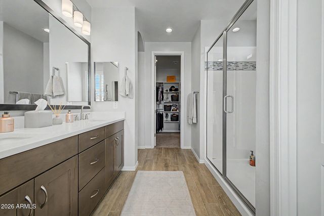 2583 S ENTWISTLE Street, Gilbert, AZ 85295