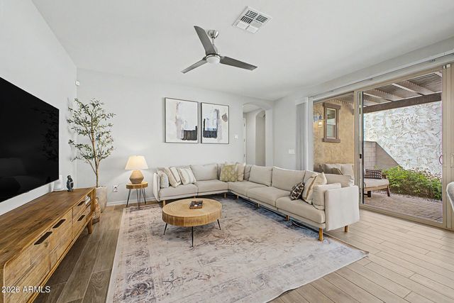 2583 S ENTWISTLE Street, Gilbert, AZ 85295