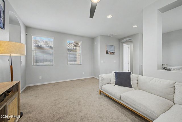 2583 S ENTWISTLE Street, Gilbert, AZ 85295