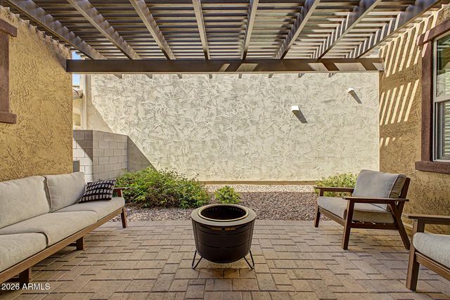 2583 S ENTWISTLE Street, Gilbert, AZ 85295