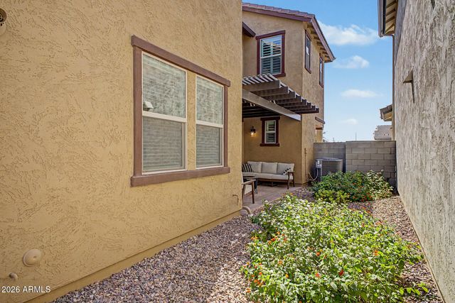 2583 S ENTWISTLE Street, Gilbert, AZ 85295