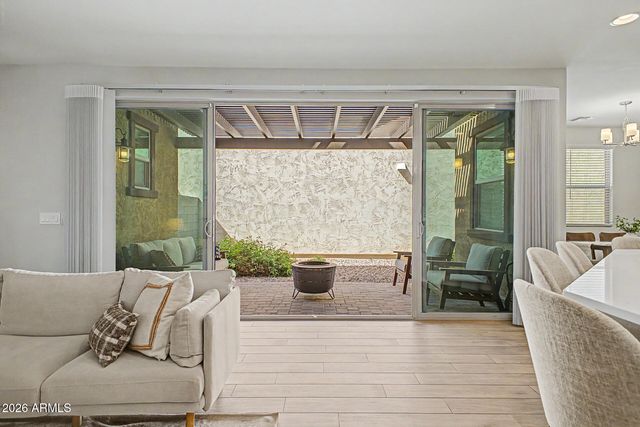 2583 S ENTWISTLE Street, Gilbert, AZ 85295