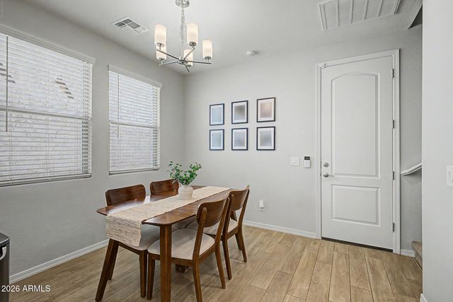 2583 S ENTWISTLE Street, Gilbert, AZ 85295