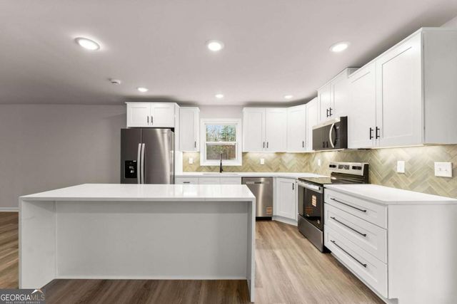 290 Silver Fox Drive, Dawsonville, GA 30534