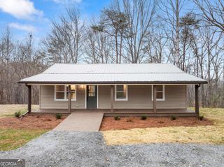 290 Silver Fox Drive, Dawsonville, GA 30534