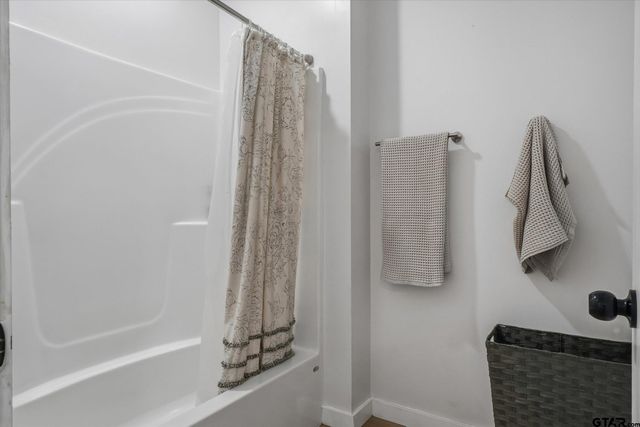 15683 County Rd 472, Tyler, TX 75706