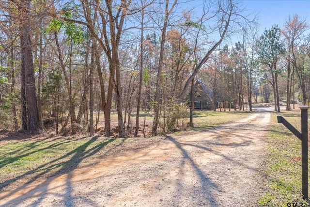 15683 County Rd 472, Tyler, TX 75706