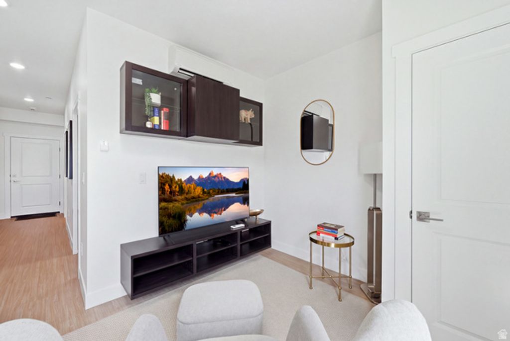 2085 N MAIN ST #103, Sunset, UT 84015 — exterior