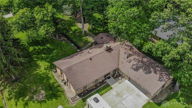 2693 Ehrhart Drive, Springfield, OH 45502
