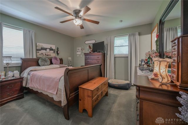 2693 Ehrhart Drive, Springfield, OH 45502