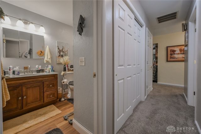 2693 Ehrhart Drive, Springfield, OH 45502