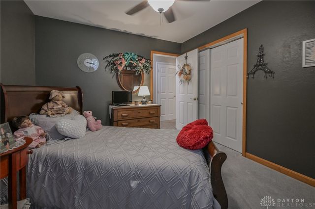 2693 Ehrhart Drive, Springfield, OH 45502