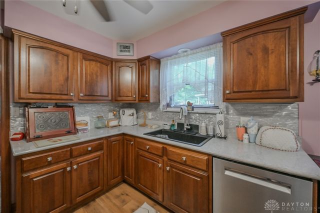 2693 Ehrhart Drive, Springfield, OH 45502