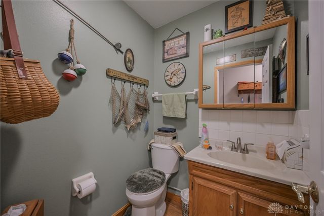 2693 Ehrhart Drive, Springfield, OH 45502