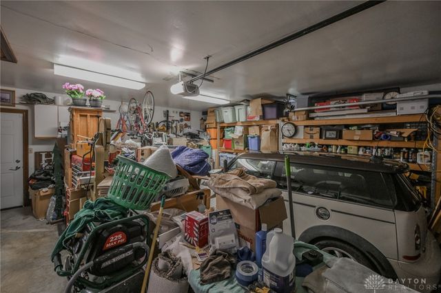 2693 Ehrhart Drive, Springfield, OH 45502