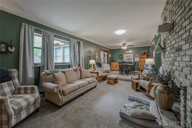 2693 Ehrhart Drive, Springfield, OH 45502