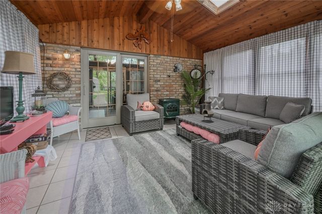 2693 Ehrhart Drive, Springfield, OH 45502