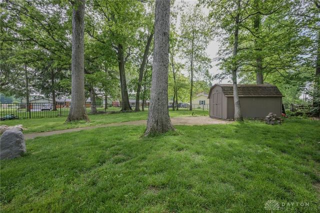 2693 Ehrhart Drive, Springfield, OH 45502