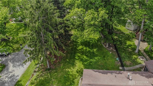 2693 Ehrhart Drive, Springfield, OH 45502