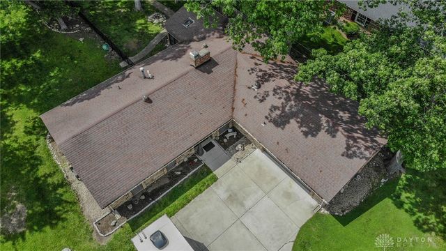 2693 Ehrhart Drive, Springfield, OH 45502