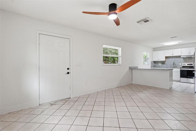 7133 PINEWOOD DR, New Port Richey, FL 34652