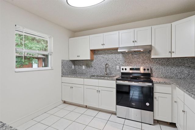 7133 PINEWOOD DR, New Port Richey, FL 34652