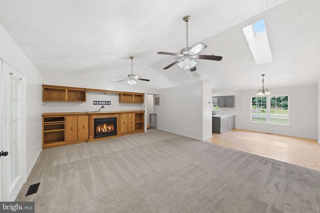 21 TRAVELLER CIRCLE, Montross, VA 22520