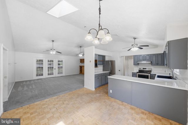 21 TRAVELLER CIRCLE, Montross, VA 22520