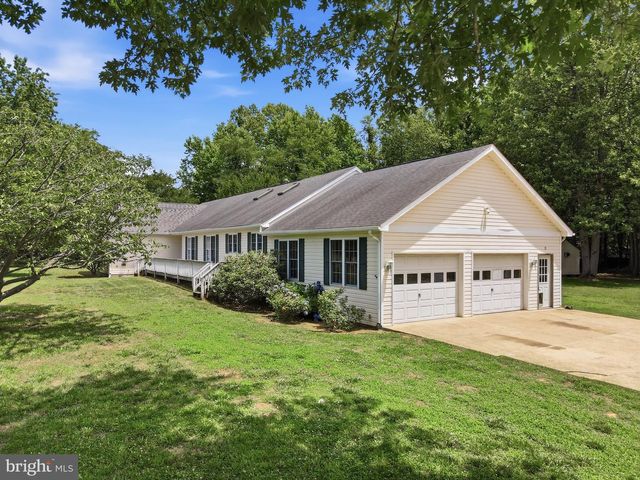 21 TRAVELLER CIRCLE, Montross, VA 22520