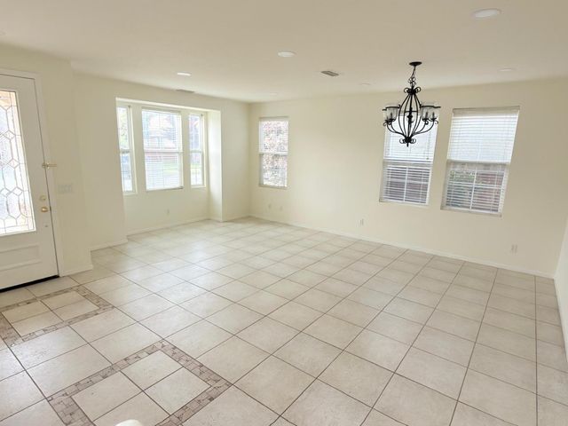 1463 Estrella Way, Turlock, CA 95382