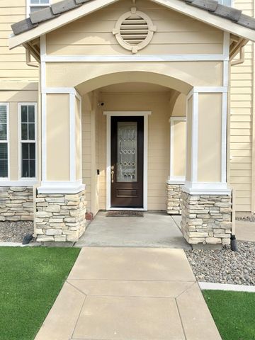 1463 Estrella Way, Turlock, CA 95382