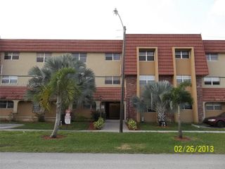 1300 Moffett St 109, Hallandale Beach, FL 33009