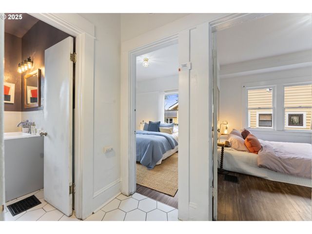 2510 Se 47TH Ave Se, Portland, OR 97206