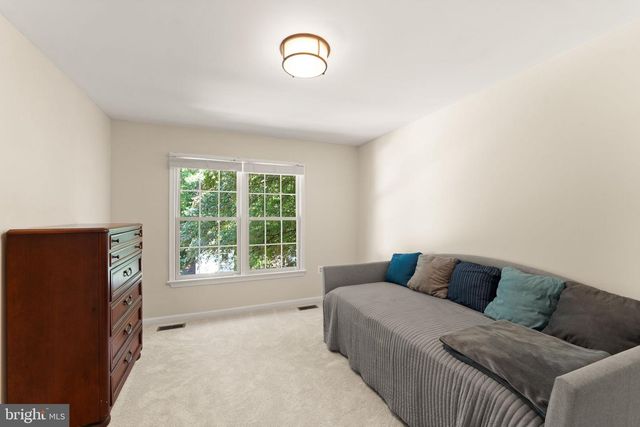 389 CLAGETT ST SW, Leesburg, VA 20175