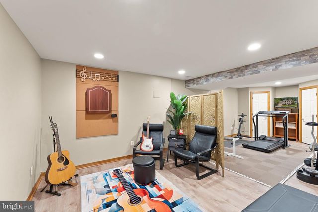 389 CLAGETT ST SW, Leesburg, VA 20175