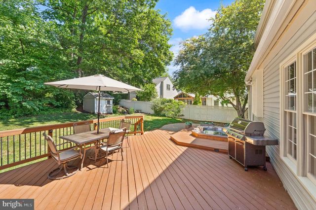 389 CLAGETT ST SW, Leesburg, VA 20175