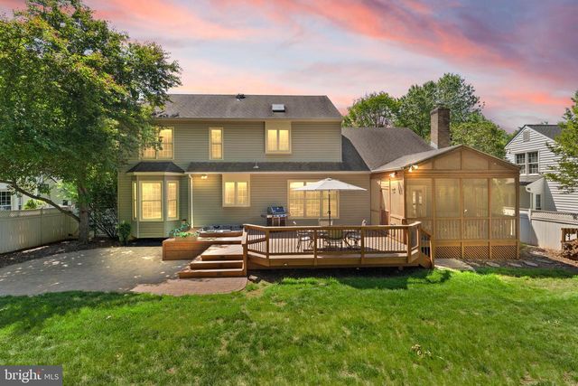 389 CLAGETT ST SW, Leesburg, VA 20175