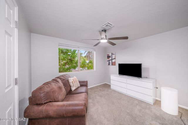 525 N Bonanza Avenue, Tucson, AZ 85748