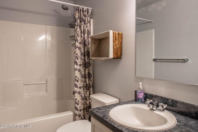 3119 Spring Creek Way, Sandpoint, ID 83864