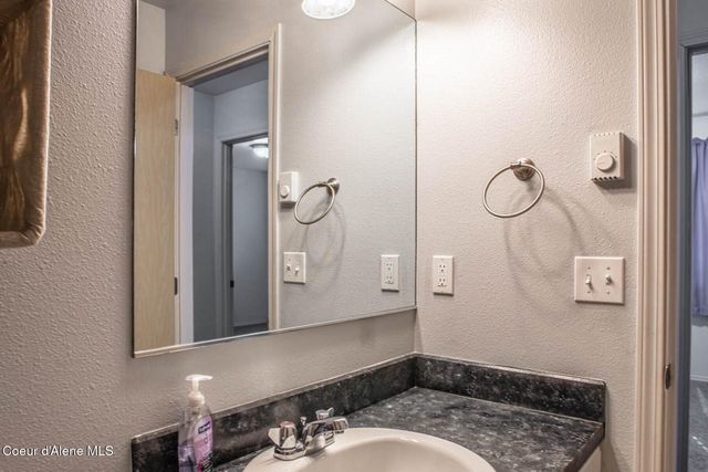 3119 Spring Creek Way, Sandpoint, ID 83864