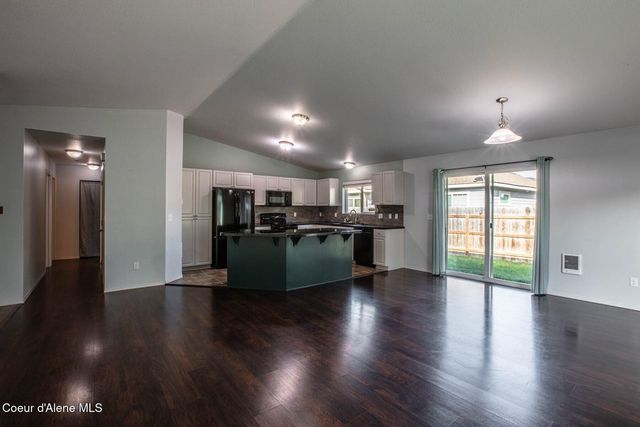 3119 Spring Creek Way, Sandpoint, ID 83864