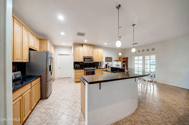 7306 W Avenue A 8, Lancaster, CA 93536