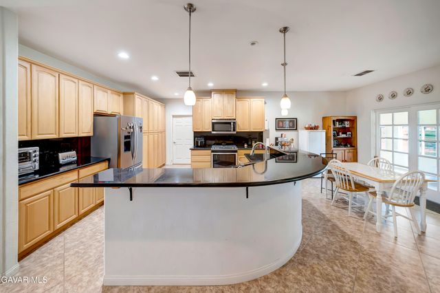 7306 W Avenue A 8, Lancaster, CA 93536