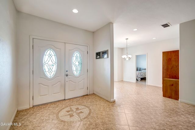 7306 W Avenue A 8, Lancaster, CA 93536