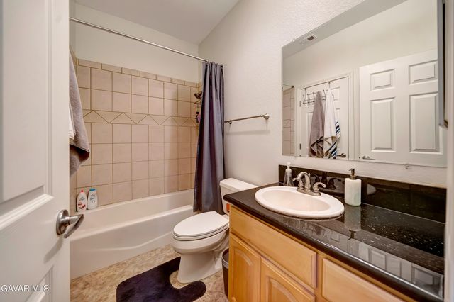 7306 W Avenue A 8, Lancaster, CA 93536