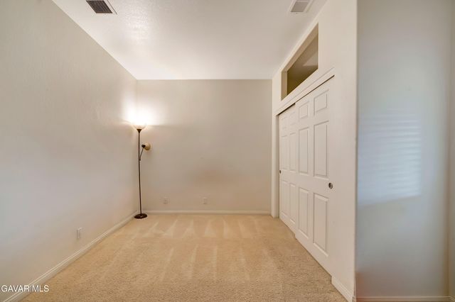 7306 W Avenue A 8, Lancaster, CA 93536
